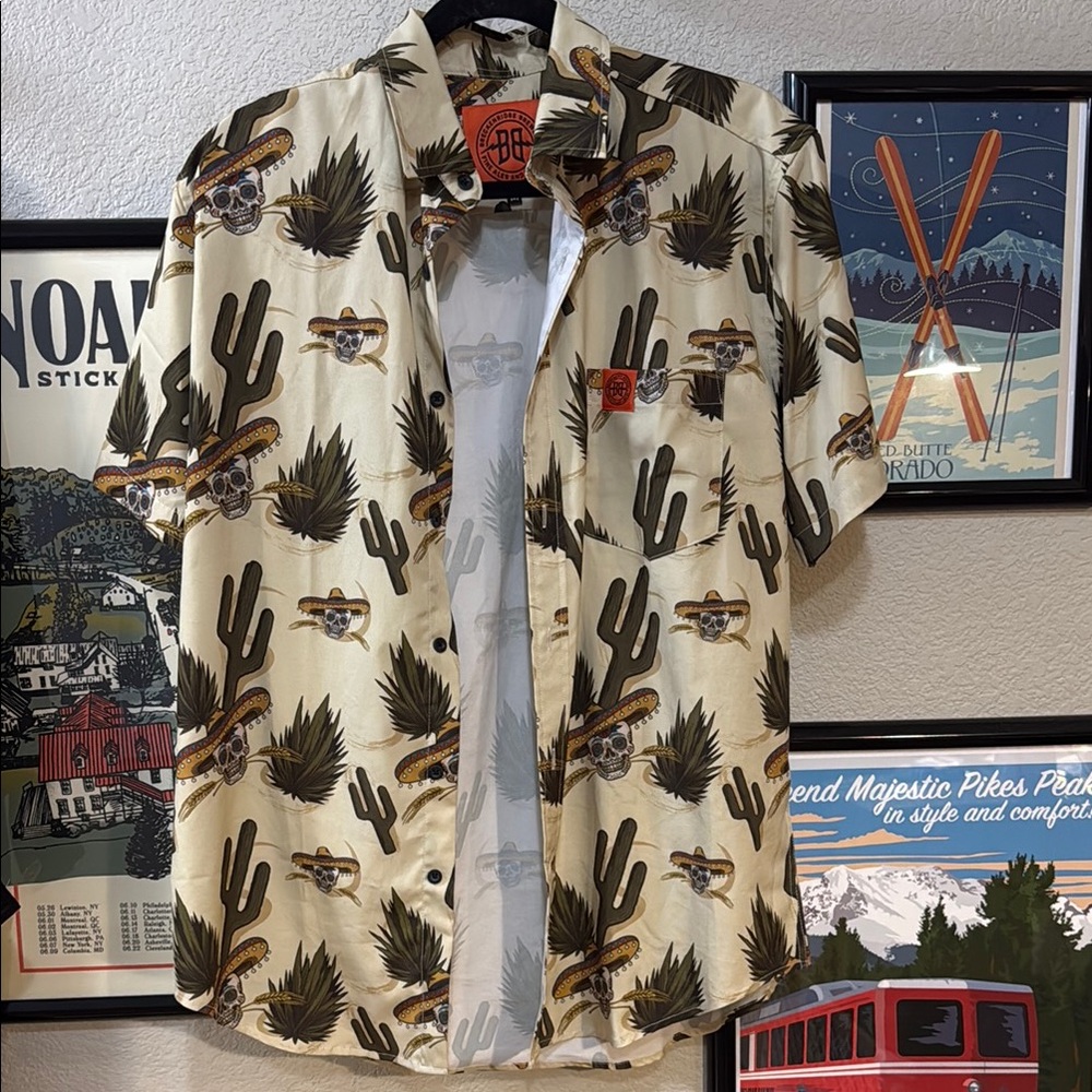 Cactus and Skull Print Short Sleeve Shirt